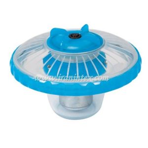 چراغ LED شناور روی آب